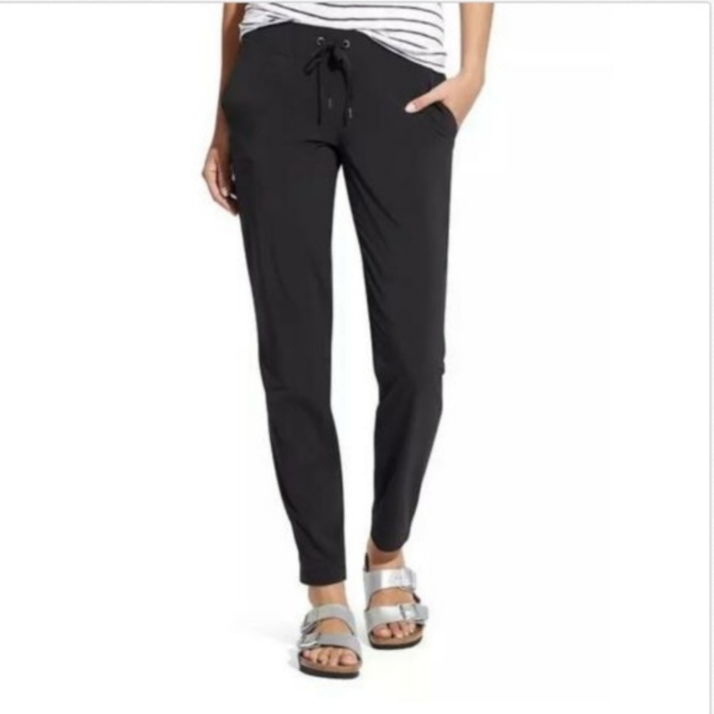 Athleta Midtown Ankle Pants In Black Size 8